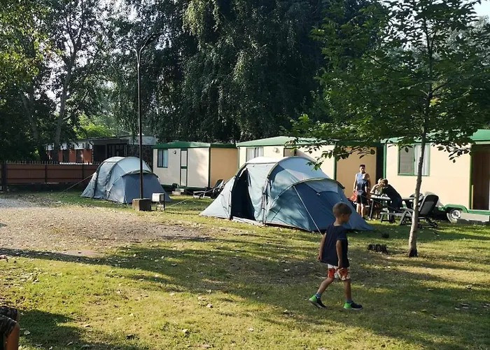 Lakeside Kemping Dunapataj